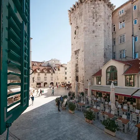 Tower Square Сплит